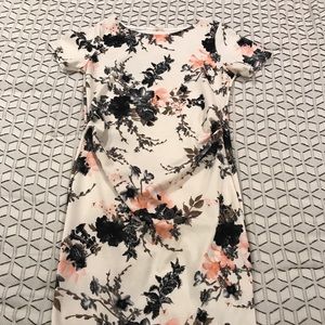 Floral maternity dress